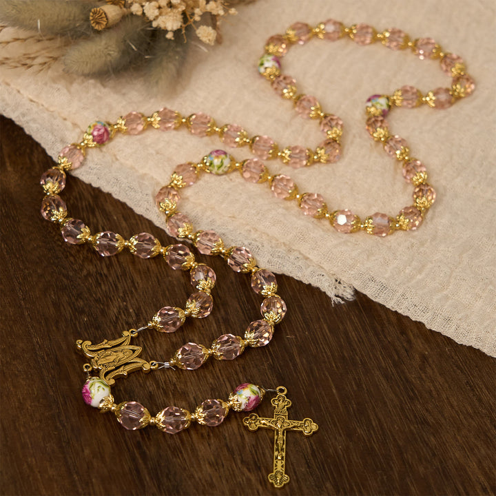 Christianartworkshop Jésus est le cadeau : Crucifix en perles de cristal rose et chapelet de la Vierge Marie avec carte cadeau - image 5