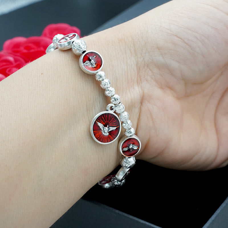 Bracelet Christianartworkshop en émail représentant le Saint-Esprit avec croix et perles roses : symbole précieux de protection divine - image 5