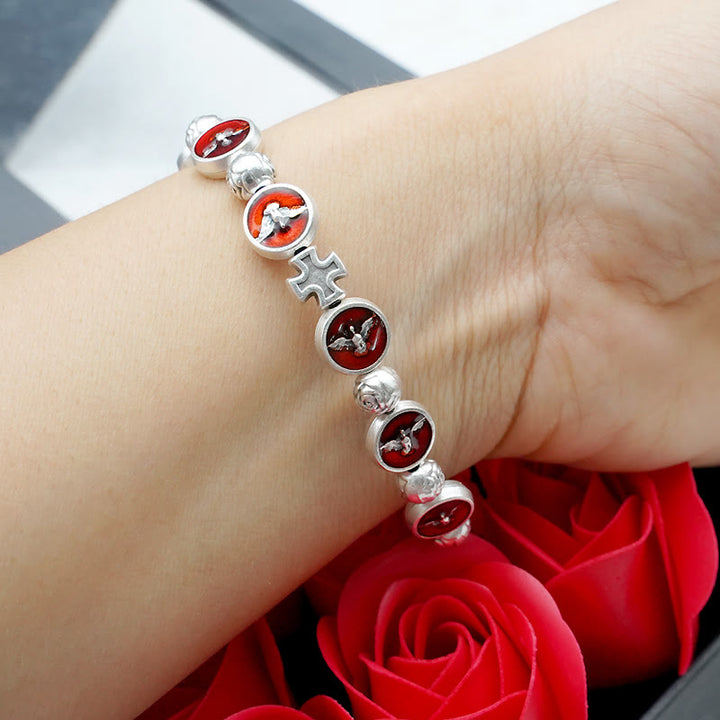Bracelet Christianartworkshop en émail représentant le Saint-Esprit avec croix et perles roses : symbole précieux de protection divine - image 4