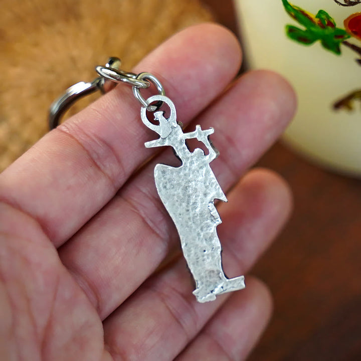 Christianartworkshop Relief - Porte-clés en argent sculpté représentant Saint Michel Archange : Symbole gracieux de chasse aux mauvais esprits - image 3
