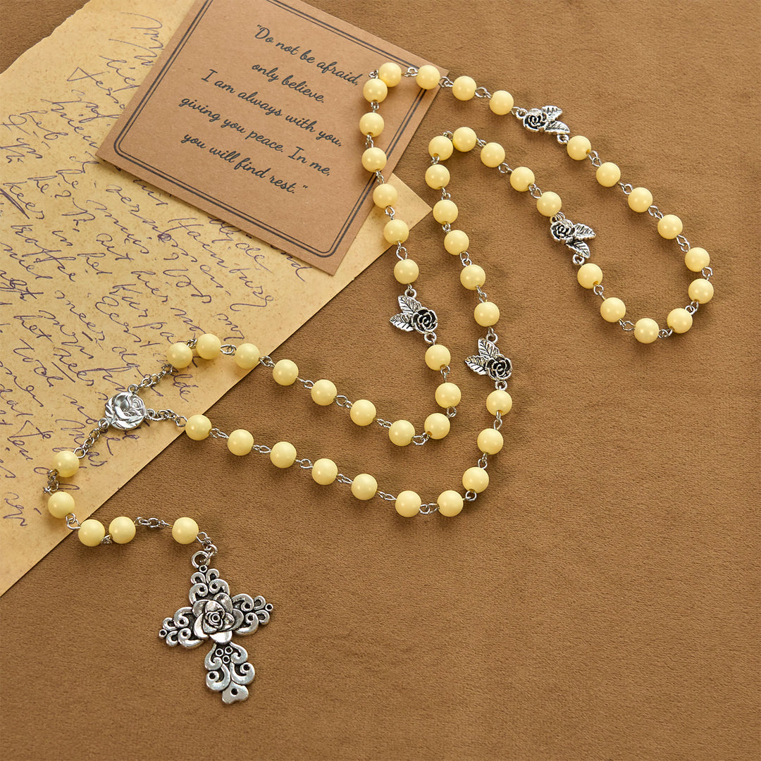 Christianartworkshop Chapelet vintage en perles jaunes fleuries et croix rose : un précieux souvenir de foi intemporel - Chapelet - image 0