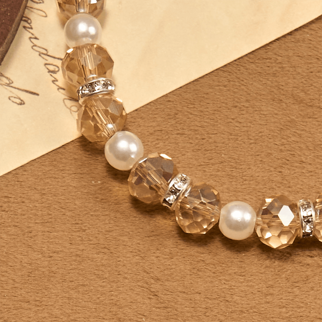 Bracelet extensible moderne en cristal transparent avec crucifix et médaille miraculeuse : une expression de foi contemporaine - image 10