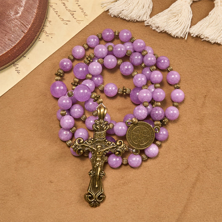Christianartworkshop Chapelet en calcédoine grenat violet avec crucifix et saint Benoît : un lien spirituel empreint de grâce - image 6
