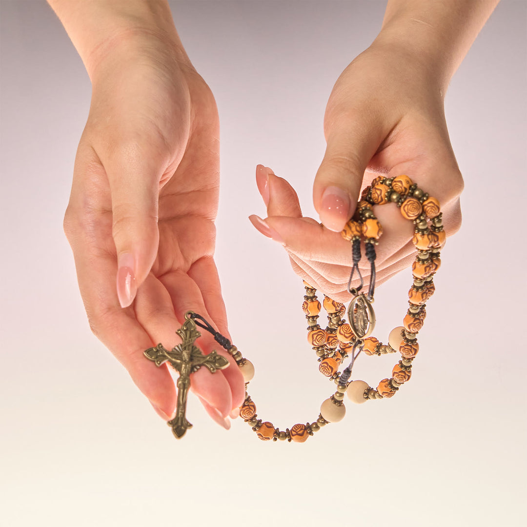 Christianartworkshop Chapelet exquis en perles de rose avec crucifix en bronze et médaille miraculeuse - image 1