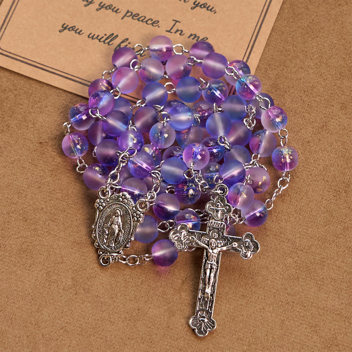 Christianartworkshop Chapelet en perles de verre bleu et violet dépoli orné d'une médaille miraculeuse : la dévotion sous une forme texturée - image 6