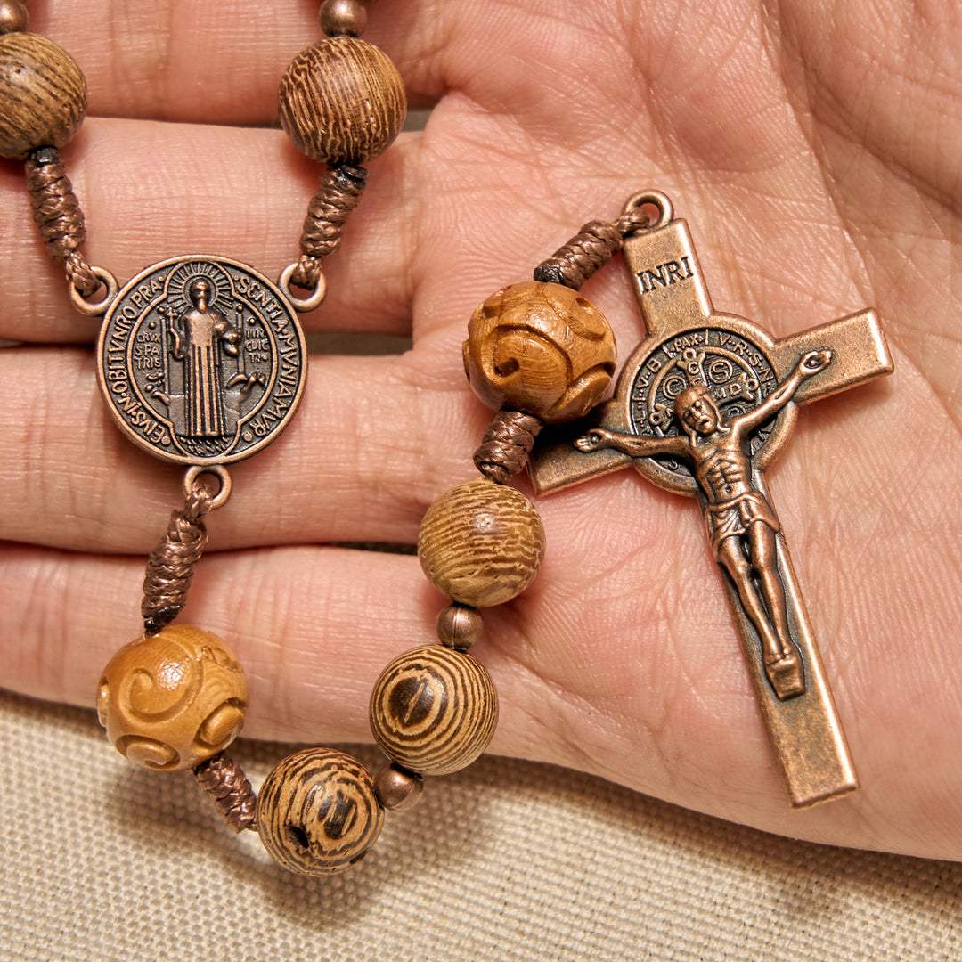 Christianartworkshop FOI PRIÉE : Chapelet divin en bois d'olivier avec médaille de saint Benoît et crucifix - image 7