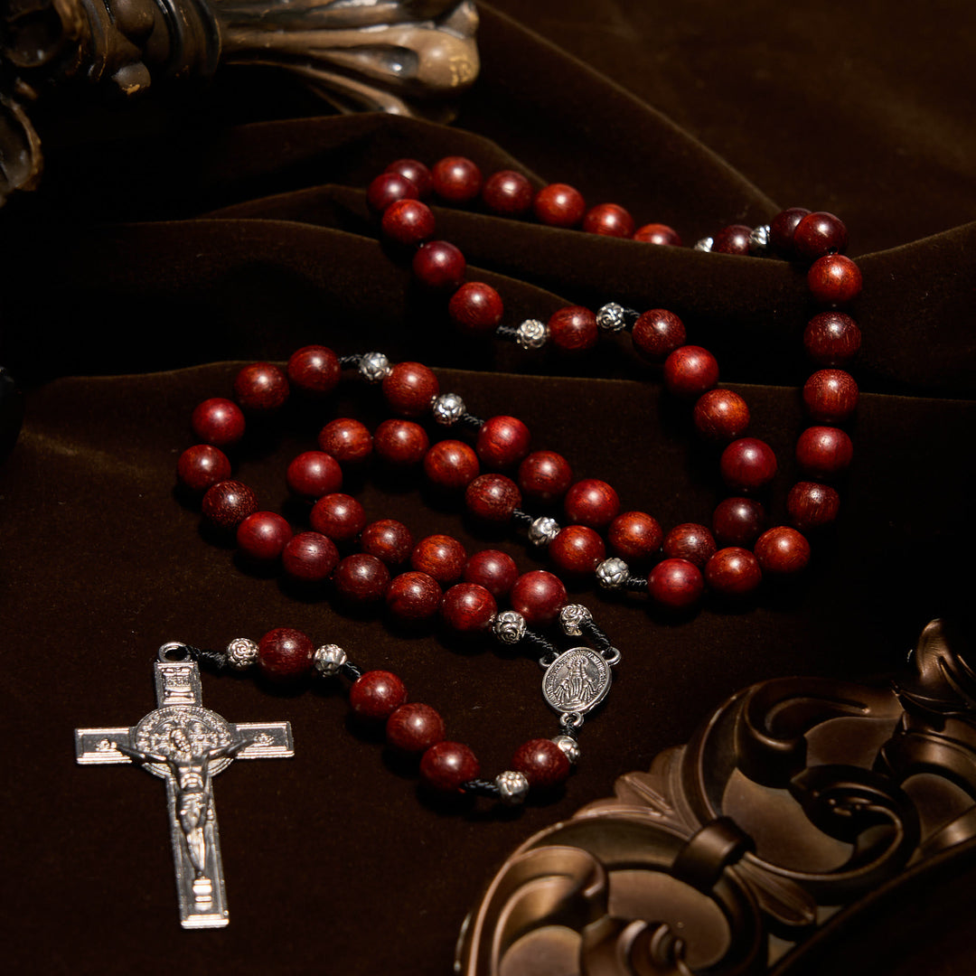 Christianartworkshop Chapelet en bois rouge et perles de rose avec médaille miraculeuse : Accueillez la grâce et la protection divines - image 2
