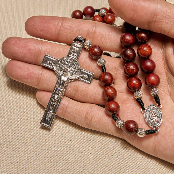 Christianartworkshop Chapelet en bois rouge et perles de rose avec médaille miraculeuse : Accueillez la grâce et la protection divines - image 5