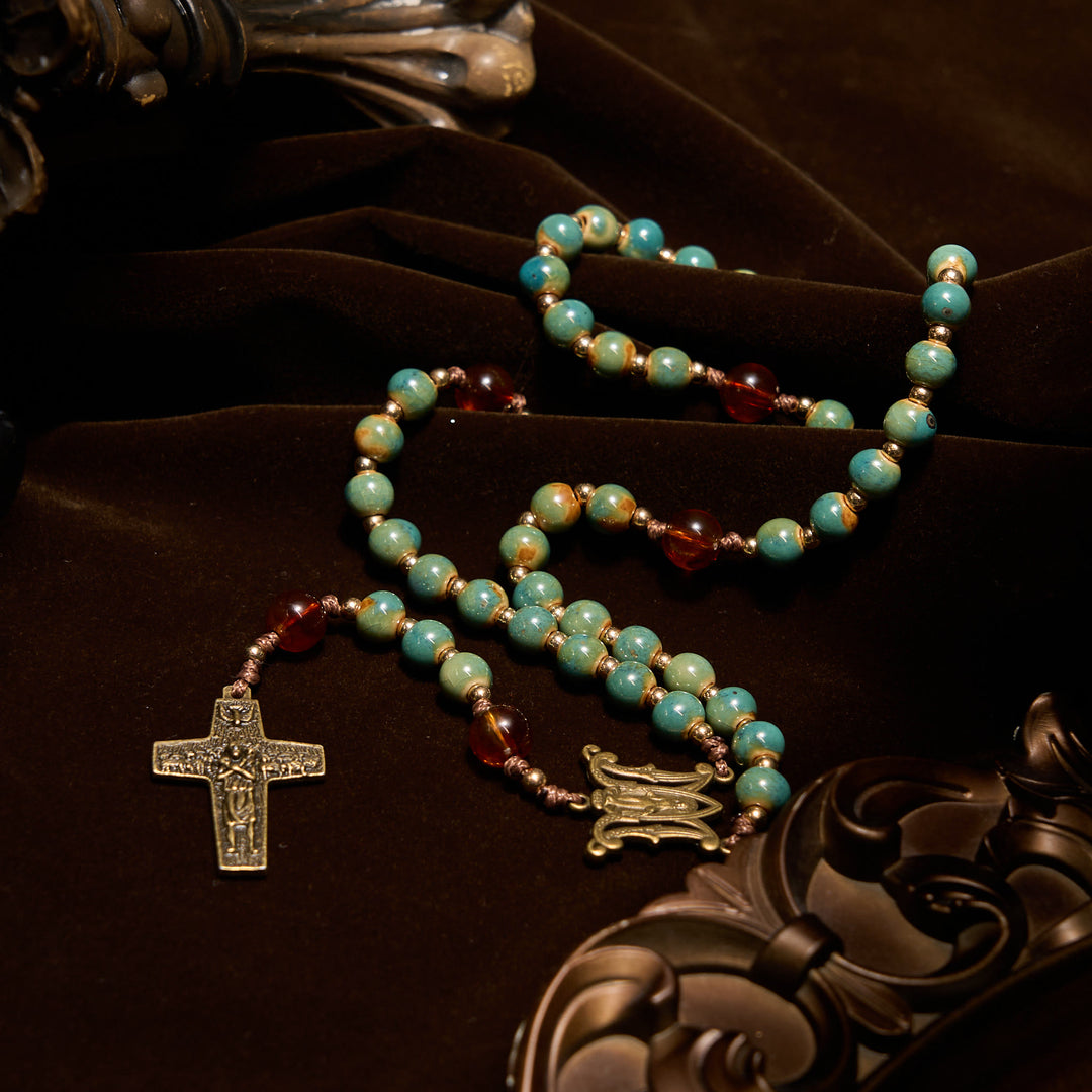 Christianartworkshop Chapelet en céramique verte fait main avec médaille miraculeuse et perles d'ambre : Ressentez la grâce et la foi - image 6