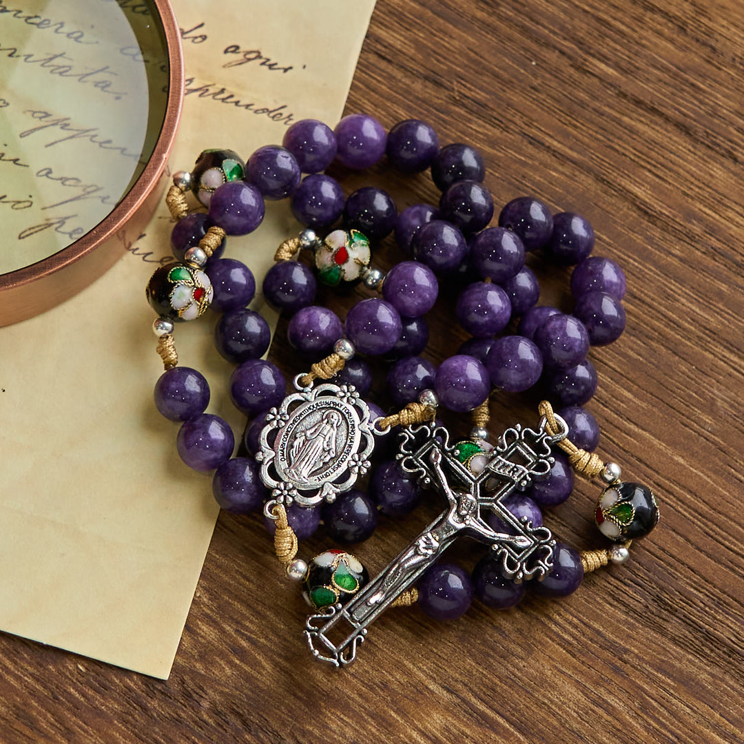 Christianartworkshop Chapelet en agate violette et perles cloisonnées avec médaille de la Vierge Marie et crucifix : Ressentez la grâce de la dévotion - image 8