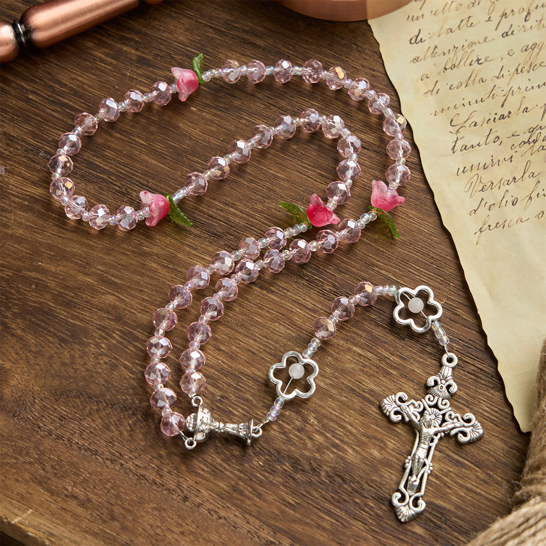 Christianartworkshop Chapelet élégant en cristal rose avec perles roses en 3D, médaille calice en argent et crucifix : Embrassez la grâce divine - Cristal et fleur - image 0
