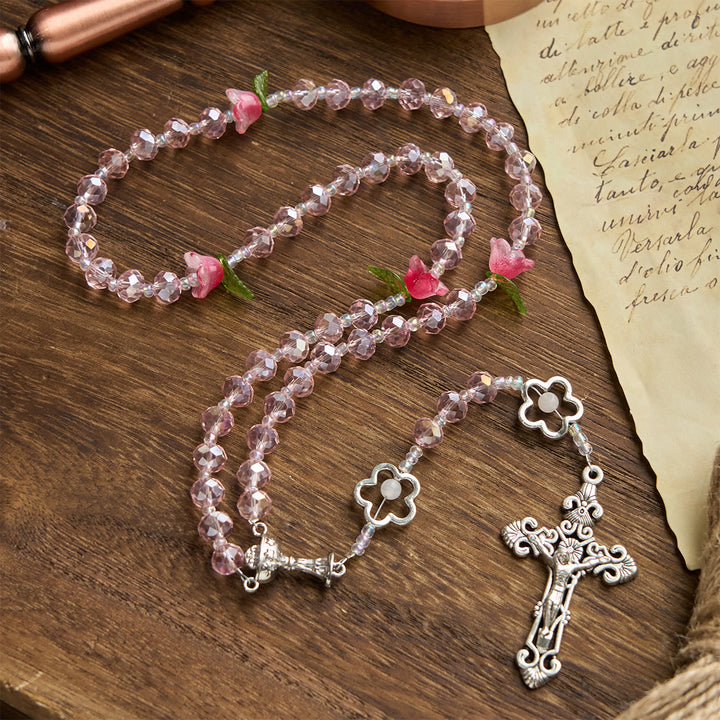 Christianartworkshop Chapelet élégant en cristal rose avec perles roses en 3D, médaille calice en argent et crucifix : Embrassez la grâce divine - Cristal et fleur - image 0
