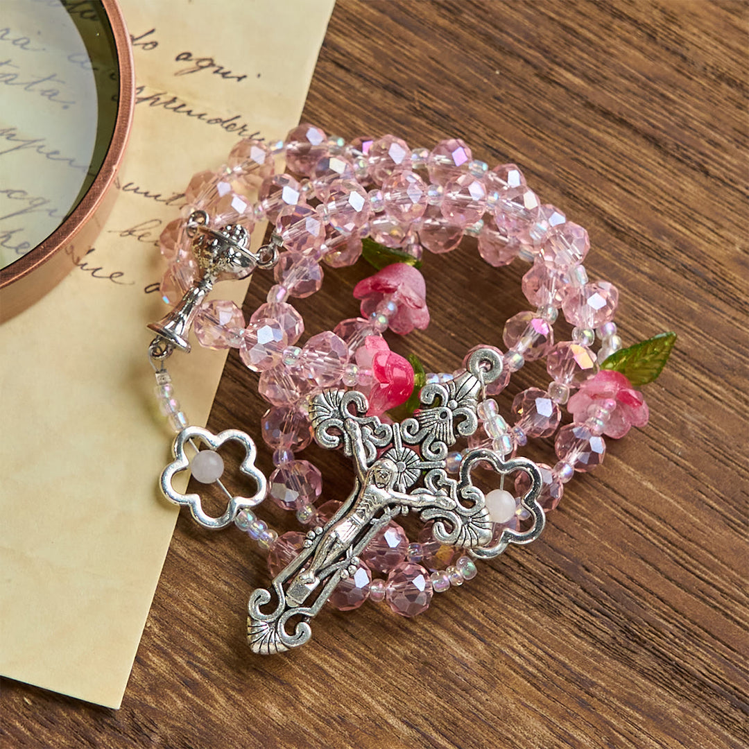 Christianartworkshop Chapelet élégant en cristal rose avec perles roses en 3D, médaille calice en argent et crucifix : Embrassez la grâce divine - image 5