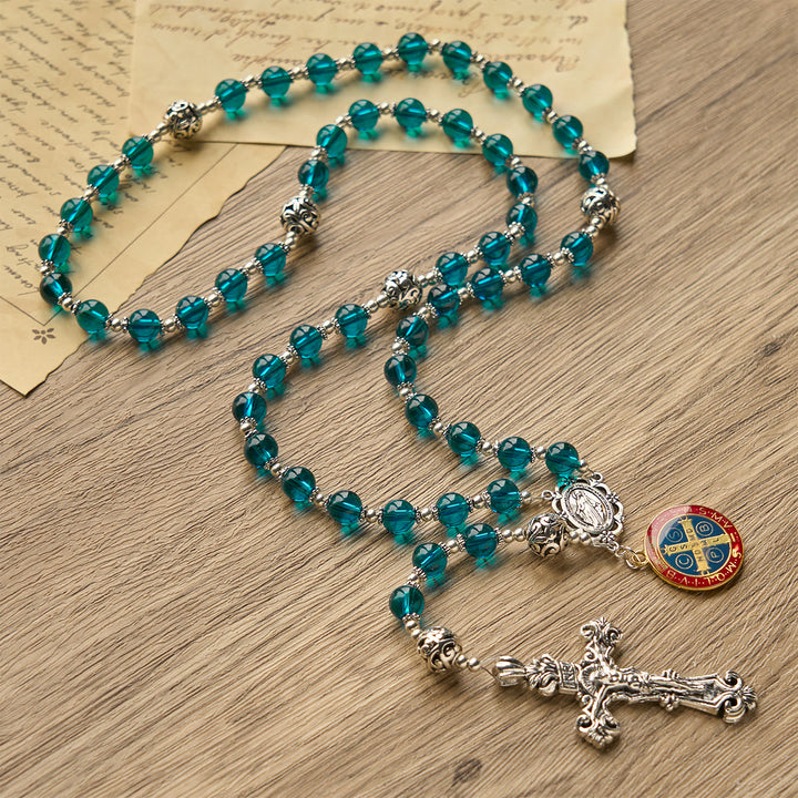 Chapelet crucifix fait main en verre bleu clair avec médaille miraculeuse et croix émaillée de saint Benoît, fabriquée par Christianartworkshop. - image 6