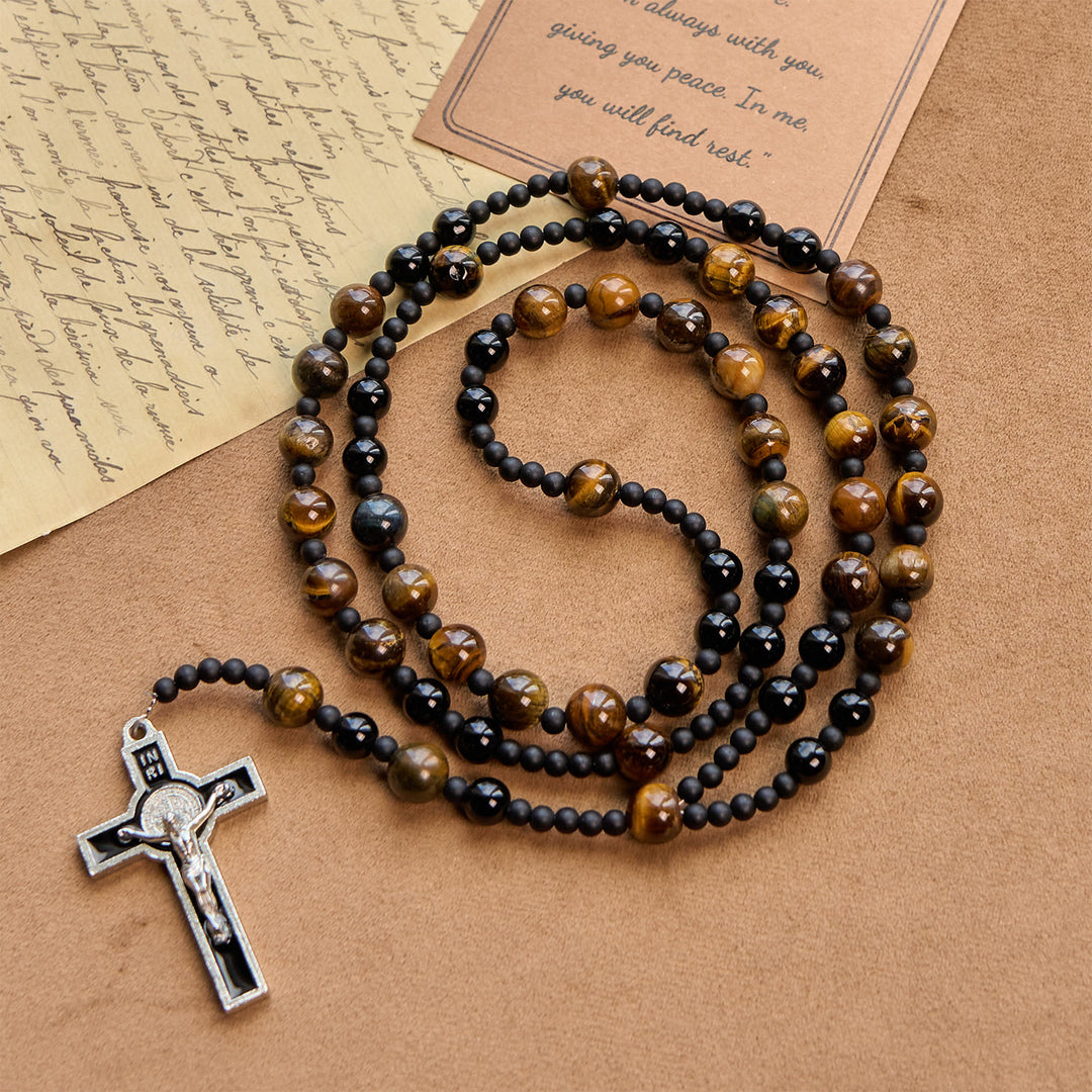 Christianartworkshop Chapelet en perles d'œil de tigre de 10 mm avec crucifix en émail noir : Embrassez la sacralité de la nature - image 1