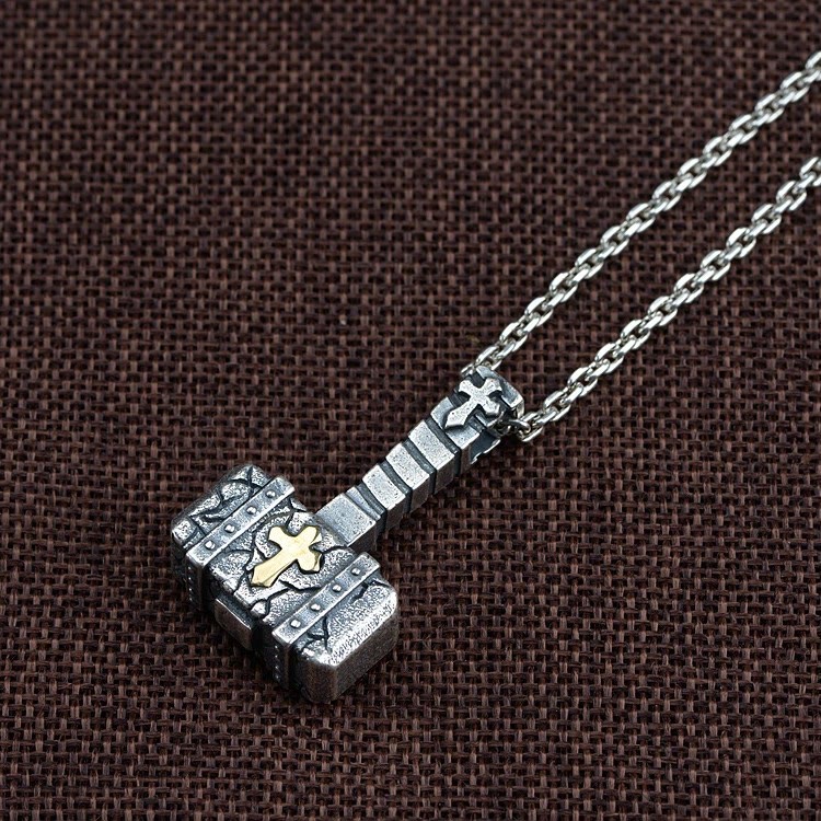 Collier Croix Marteau Sacrée en Argent 925 de Christianartworkshop : Symbole de foi robuste au charme rétro - image 1