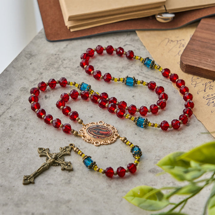 Christianartworkshop Crucifix Notre-Dame de Guadalupe en cristal rouge fait main, verre de Bohême tchèque - Notre-Dame de Guadalupe et le Crucifix - image 0