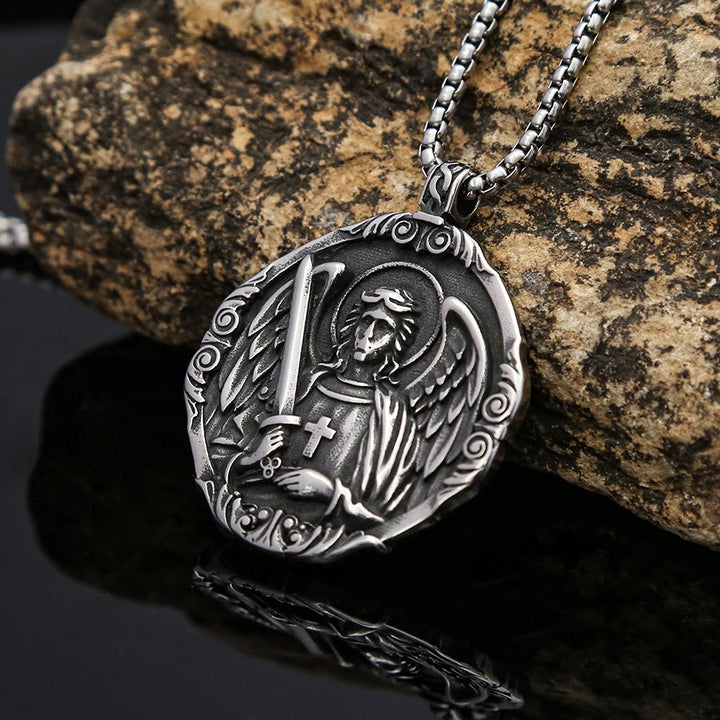 Christianartworkshop Collier pendentif amulette artisanal de l'archange Saint Michel, protégeant notre présence - image 4