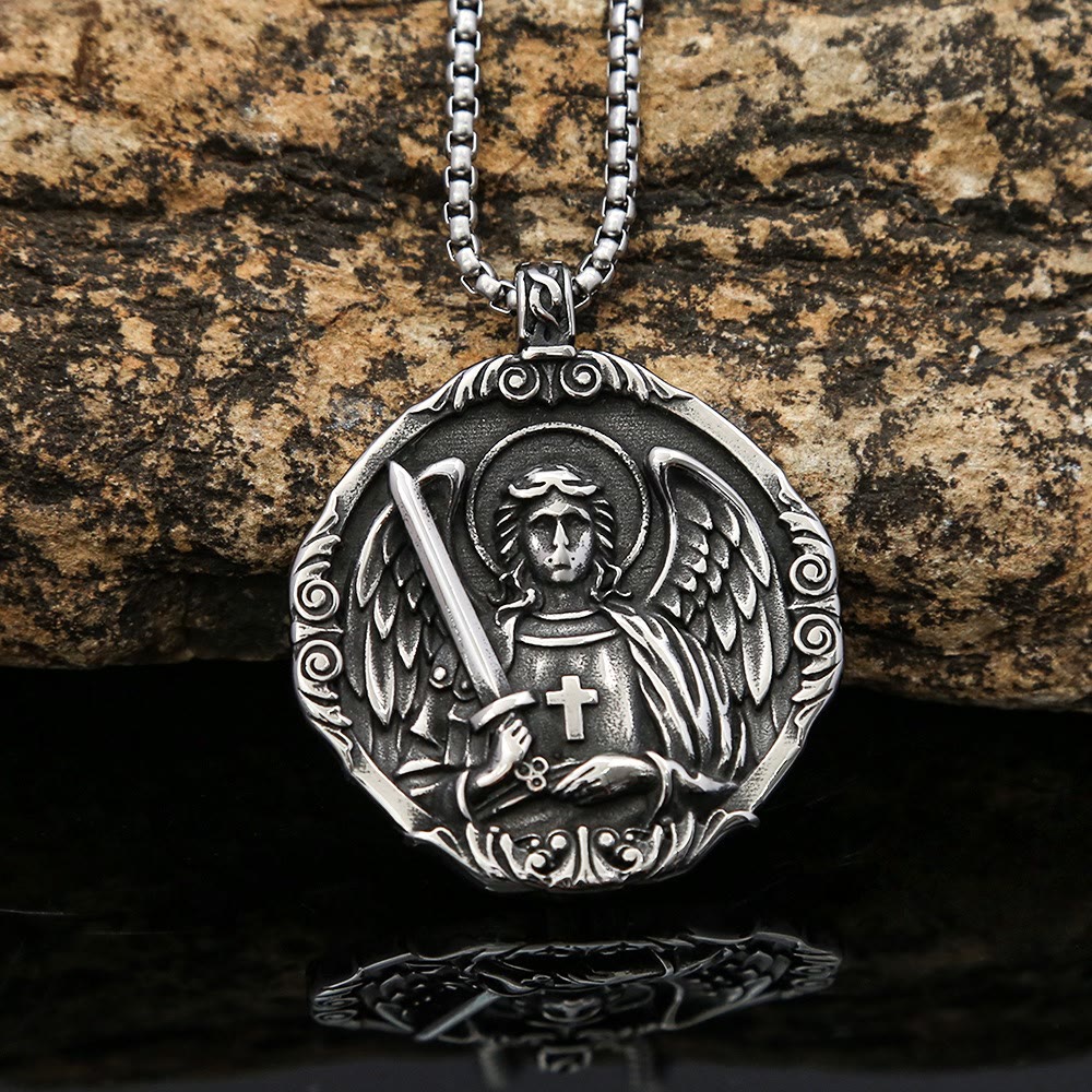 Christianartworkshop Collier pendentif amulette artisanal de l'archange Saint Michel, protégeant notre présence - image 1