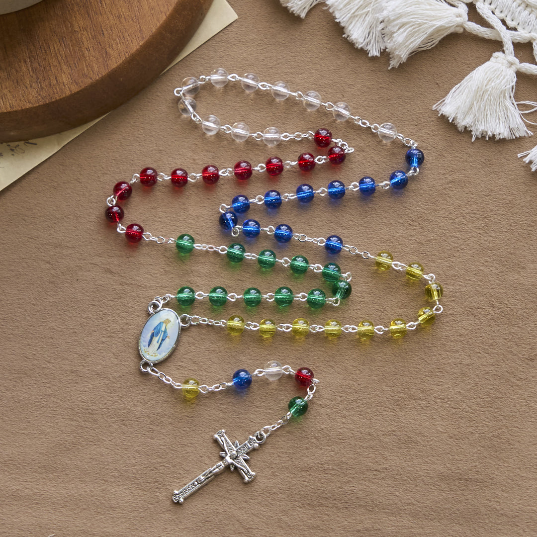 Christianartworkshop Pendentif et crucifix de la Sainte Vierge Marie, composé de perles multicolores transparentes de 6 mm, de style arc-en-ciel. - Notre-Dame et le Crucifix - image 0