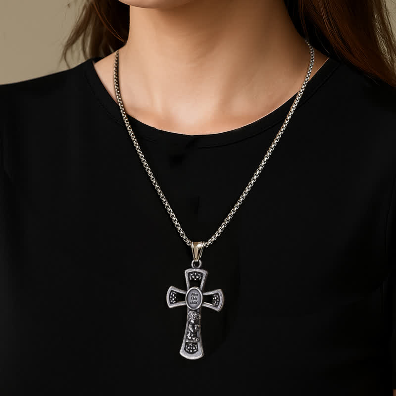 Collier « Enfant de Dieu » de Christianartworkshop : Un compagnon fidèle pour les jours de foi - image 3