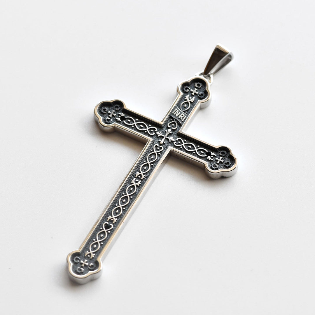 Collier pendentif croix INRI rétro en argent sterling de Christianartworkshop : un emblème de grâce - image 3