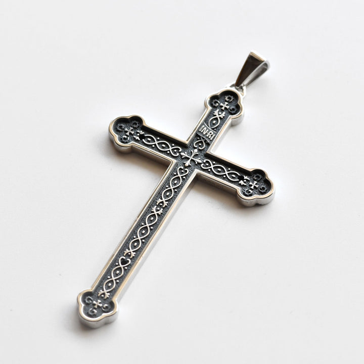 Collier pendentif croix INRI rétro en argent sterling de Christianartworkshop : un emblème de grâce - image 3
