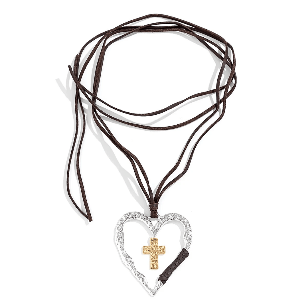 Christianartworkshop Collier bohème texturé en forme de cœur avec pendentif croix et cordon en cuir - image 5