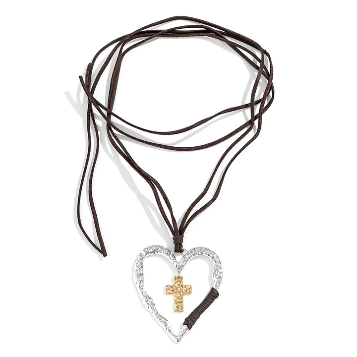 Christianartworkshop Collier bohème texturé en forme de cœur avec pendentif croix et cordon en cuir - image 5