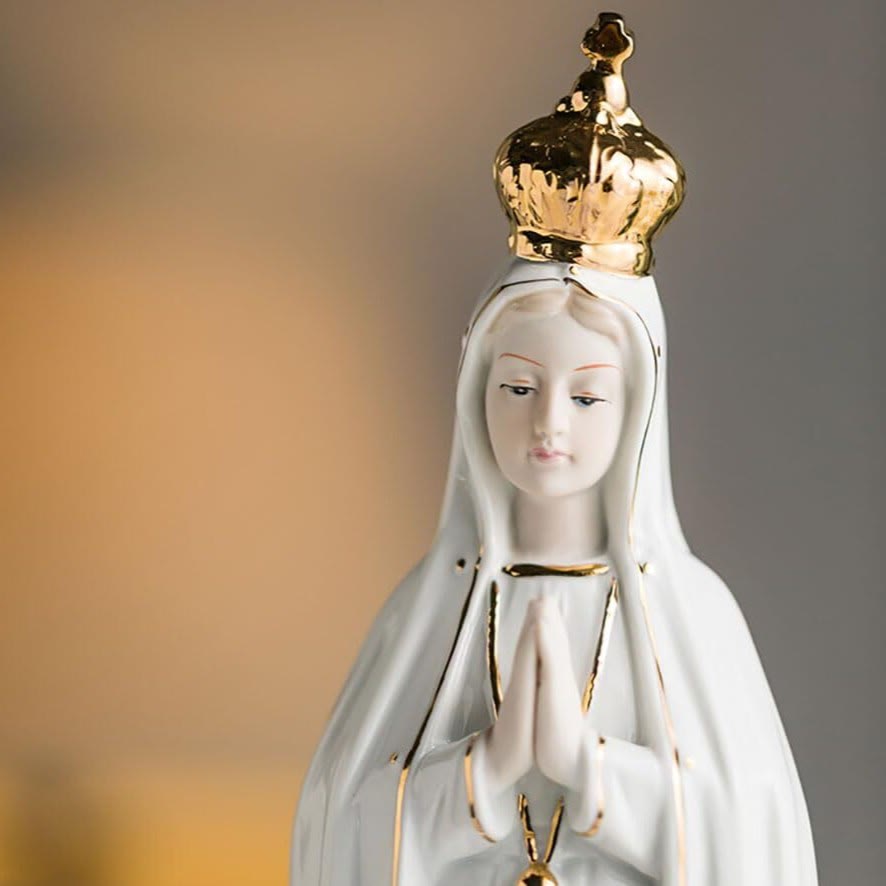 Christianartworkshop Statue classique de Notre-Dame de Fatima, ornement sacré pour coin prière - image 1