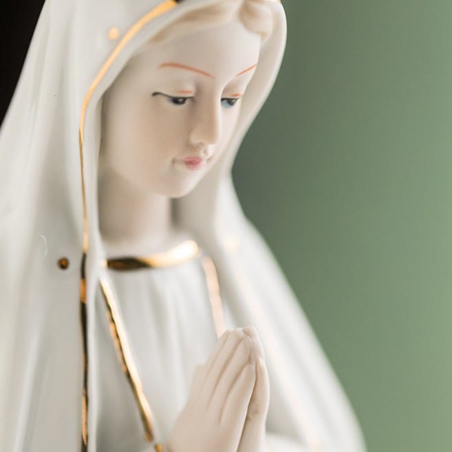 Christianartworkshop Statue classique de Notre-Dame de Fatima, ornement sacré pour coin prière - image 2