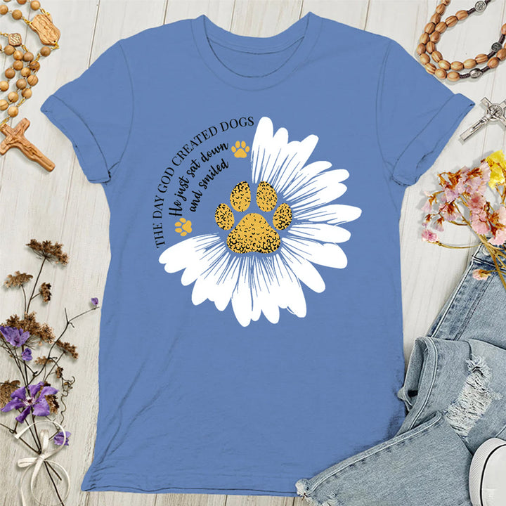 T-shirt femme Christianartworkshop « Le jour où Dieu créa les chiens » - Bleu - 4XL - image 4