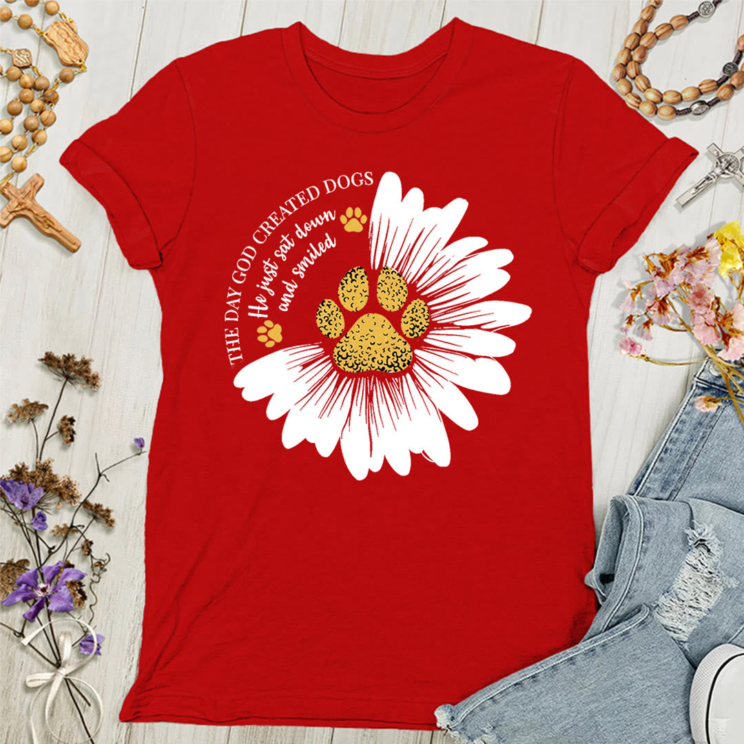 T-shirt femme Christianartworkshop « Le jour où Dieu créa les chiens » - Rouge - 4XL - image 9