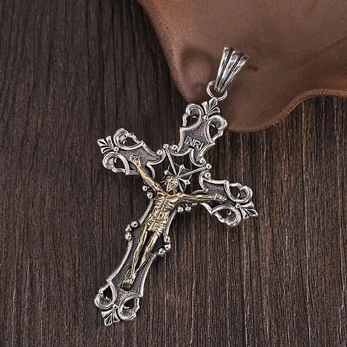 Collier crucifix rustique en bronze et argent S925 de Christianartworkshop : Un témoignage de foi - Bronze - image 0