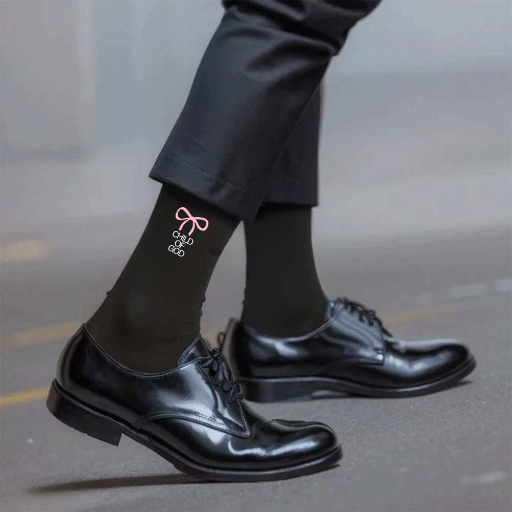Christianartworkshop Chaussettes montantes Enfant de Dieu avec nœud rose : Marchez avec grâce dans la foi - Noir - Hommes (EU 40-44/US 7,5-11) - image 0