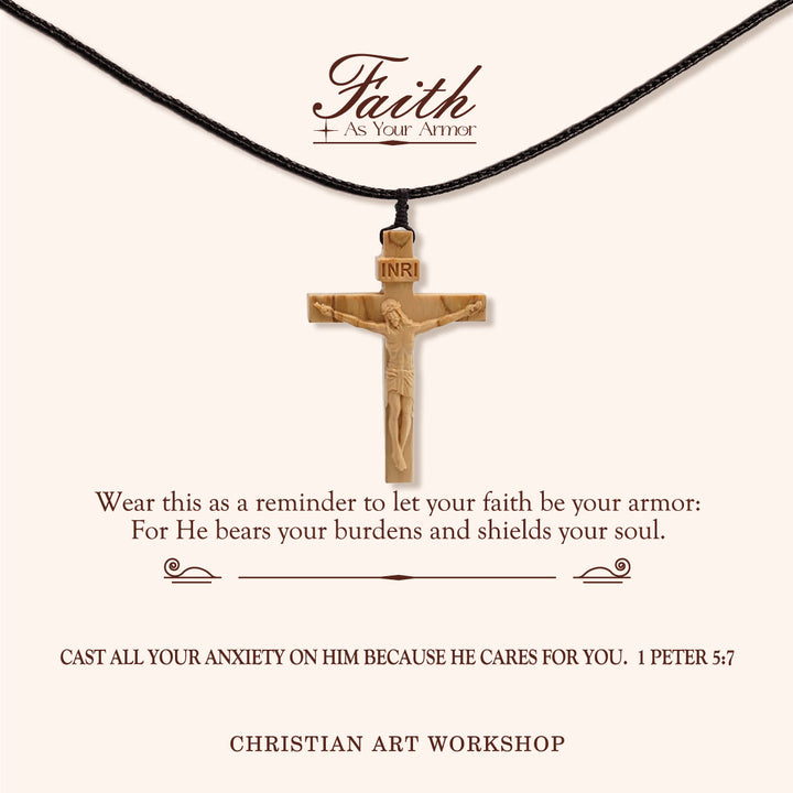 Christianartworkshop LA FOI COMME ARMURE : Collier en bois avec crucifix de Jésus - LA FOI COMME ARMURE - Lumière - image 0
