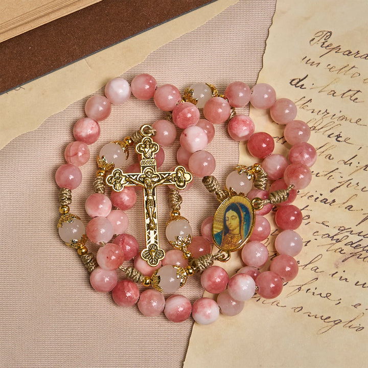 Christianartworkshop Chapelet fait main en perles roses brillantes avec crucifix en laiton et breloque Notre-Dame - image 10