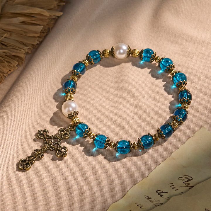 Christianartworkshop Bracelets spirituels en perles bleues brillantes ornés d'un crucifix en laiton sacré - Bleu - image 0