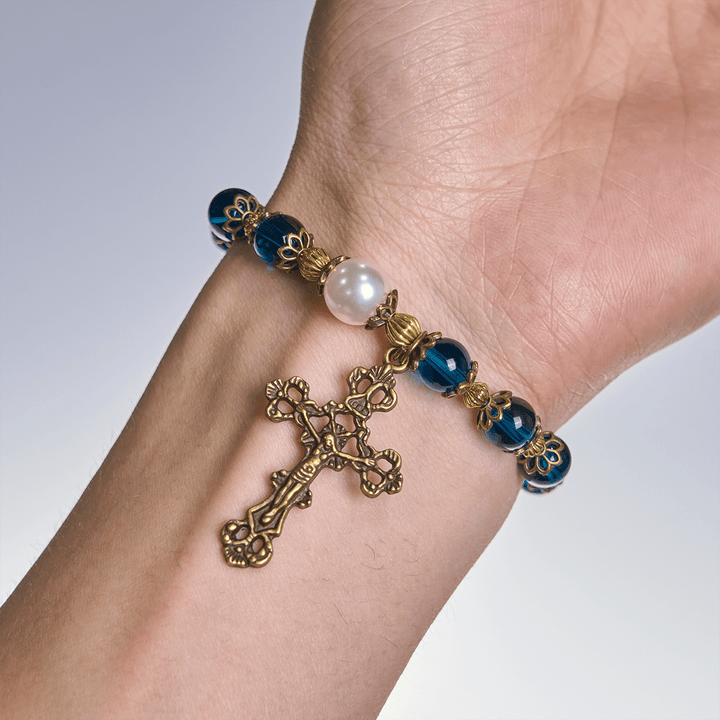 Christianartworkshop Bracelets spirituels en perles bleues brillantes ornés d'un crucifix en laiton sacré - image 1