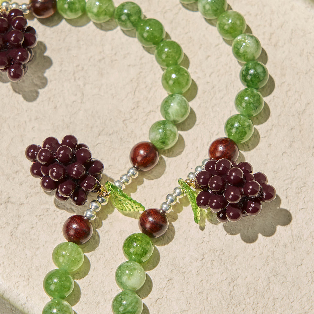 Chapelet en perles de raisin vertes et violettes inspiré par le Christ, la Vraie Vigne, de Christianartworkshop - image 6