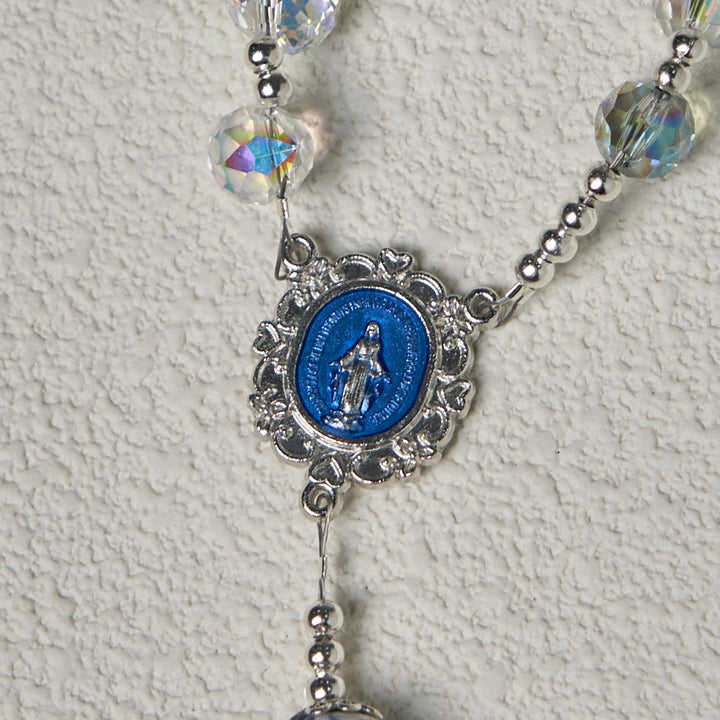 Christianartworkshop Chapelet en cristal brillant et perles florales bleues, avec crucifix en émail et représentation de Notre-Dame. - image 6