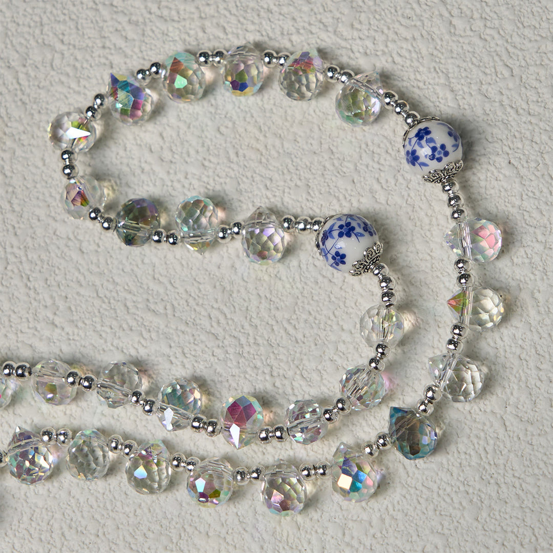 Christianartworkshop Chapelet en cristal brillant et perles florales bleues, avec crucifix en émail et représentation de Notre-Dame. - image 8