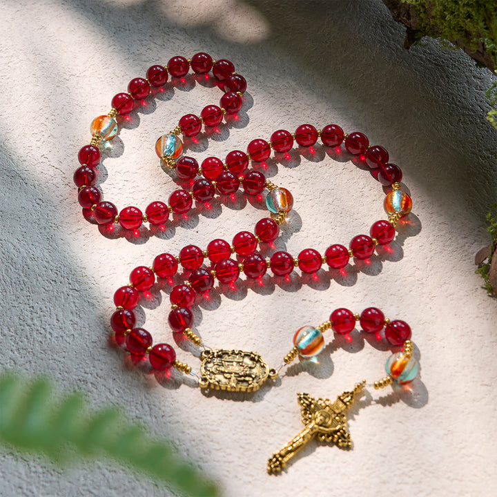 Christianartworkshop Chapelet Notre-Dame de Fatima avec perles rouge vin et arc-en-ciel scintillantes. - Notre-Dame de Fatima - image 0