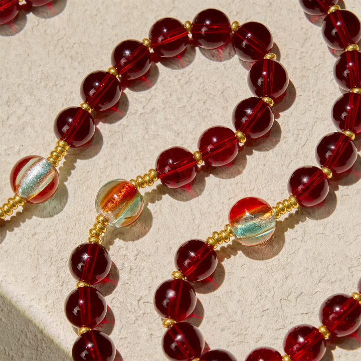 Christianartworkshop Chapelet Notre-Dame de Fatima avec perles rouge vin et arc-en-ciel scintillantes. - image 9