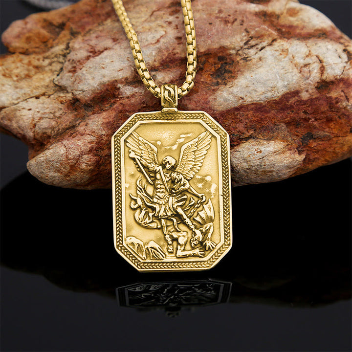 Christianartworkshop Collier pendentif classique en acier inoxydable avec Saint Michel Archange, symbole de protection. - image 13