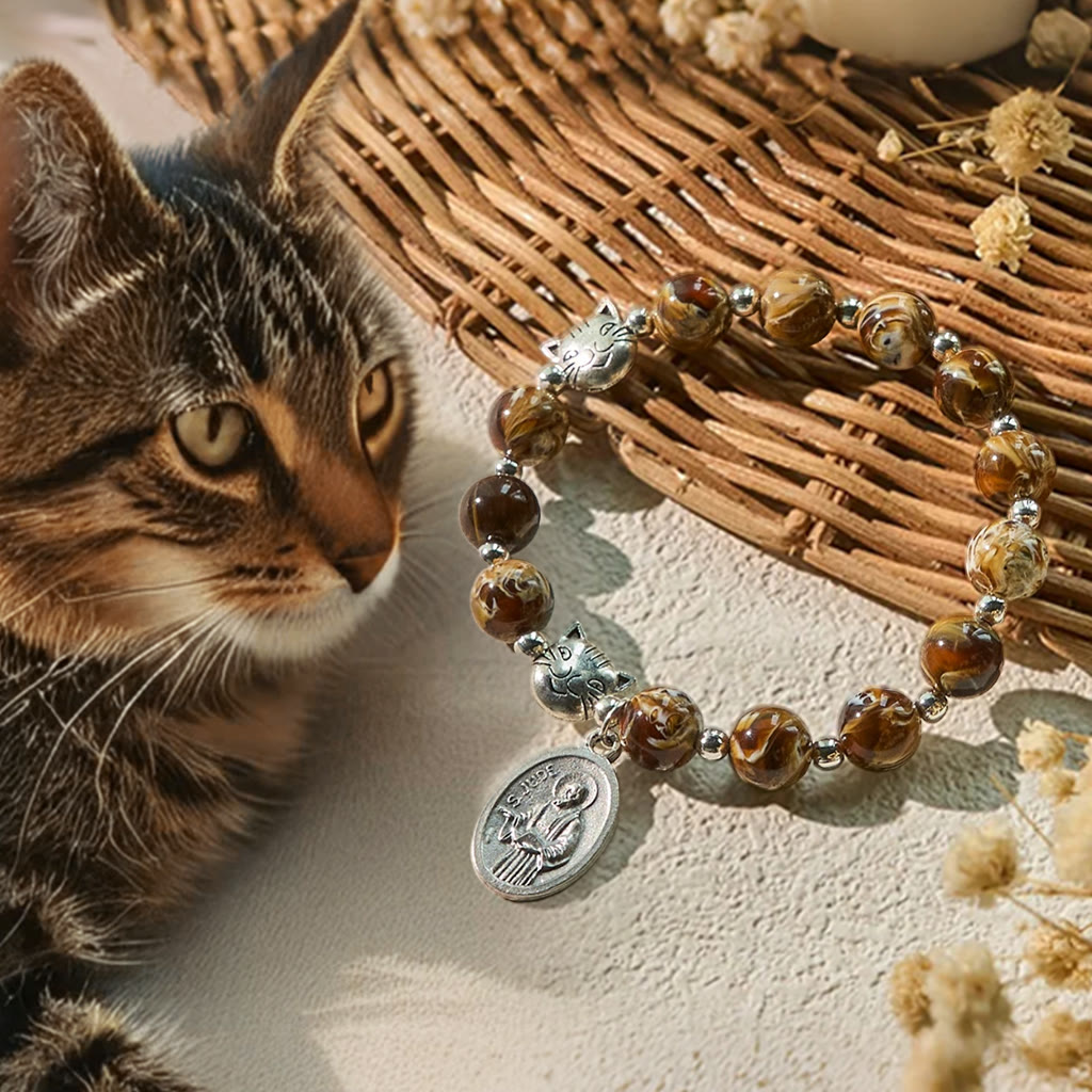 Christianartworkshop Bracelet chapelet animalier en hommage à un chat tigré brun, orné de perles d'ambre faites main. - Bracelet chapelet Chat Tabby - image 0