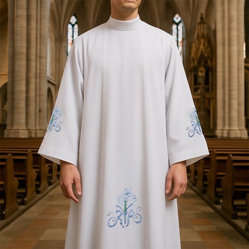 Christianartworkshop Robe de clergé blanche élégante à col montant ornée de motifs floraux de lys bleus - Blanc - 3XL - image 0