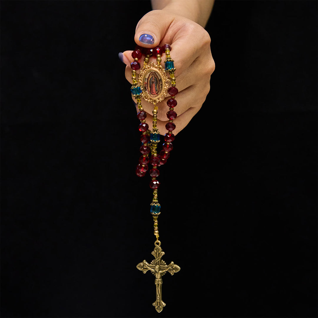 Christianartworkshop Crucifix Notre-Dame de Guadalupe en cristal rouge fait main, verre de Bohême tchèque - image 1