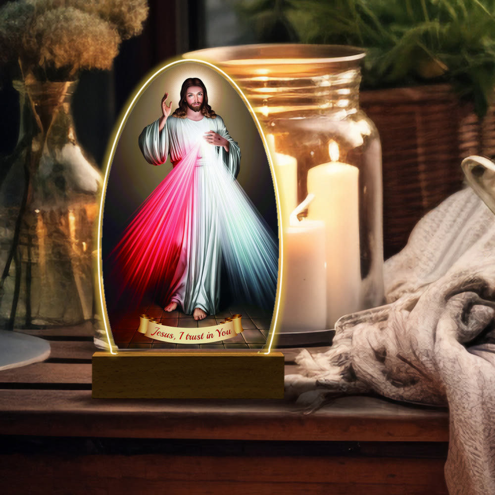 Christianartworkshop Veilleuse ovale « Bénédiction quotidienne » avec scènes sacrées : halo lumineux et icônes sacrées - image 1