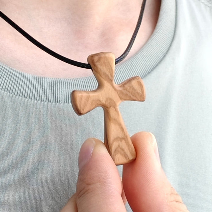 Christianartworkshop Collier pendentif croix en bois : Bijoux de foi chrétienne - Grande taille - image 4